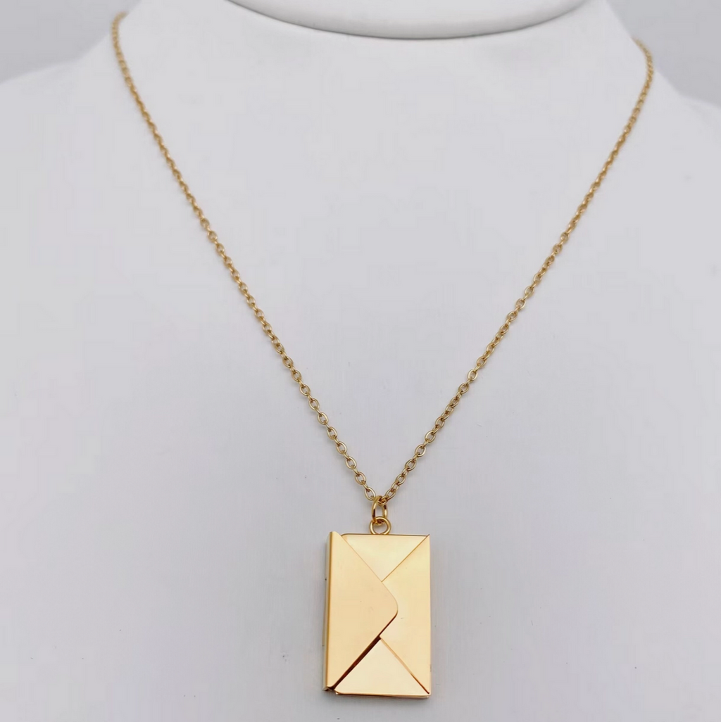 "I Love You" Stainless Steel Openable Envelope Necklace