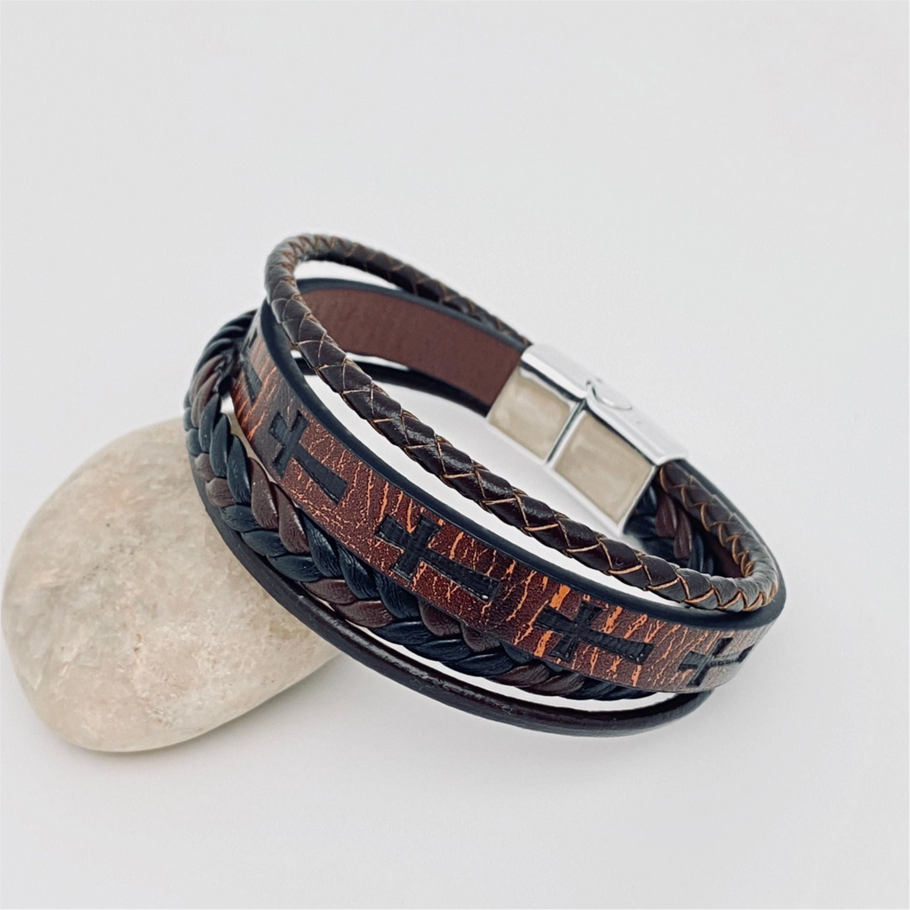 Handmade Leather Cross Men's Magnetic Buckle Bracelet -Mj/Bc