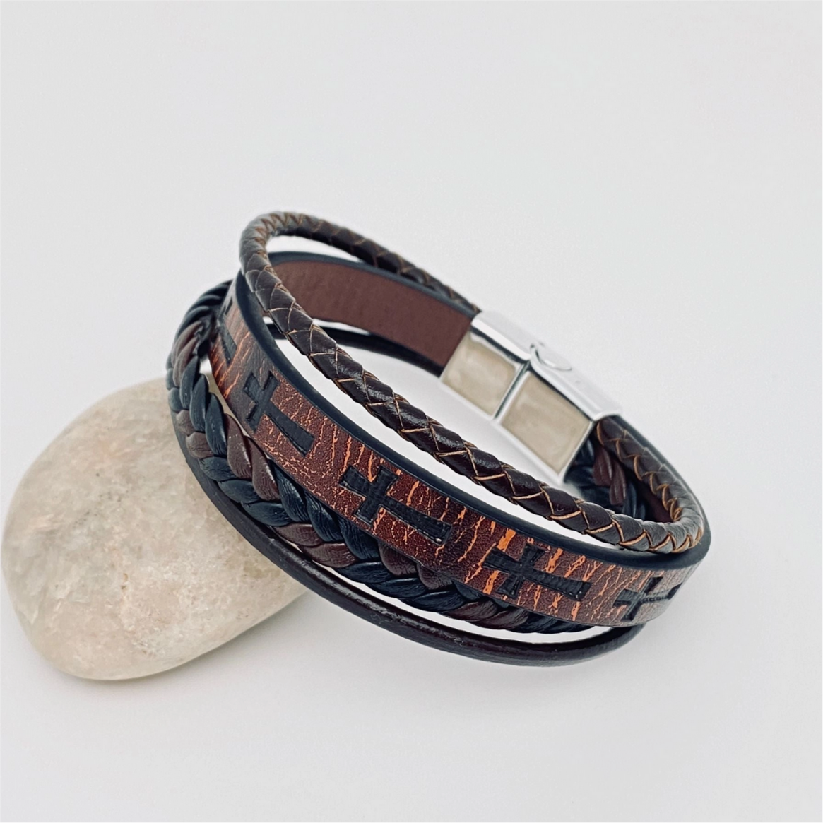 Handmade Leather Cross Men's Magnetic Buckle Bracelet -Mj/Bc